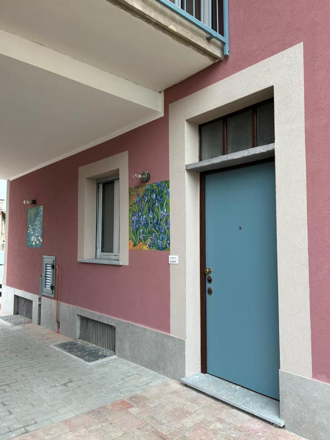 L'Incanto Casa Vacanze Montegrosso dʼAsti Exteriör bild