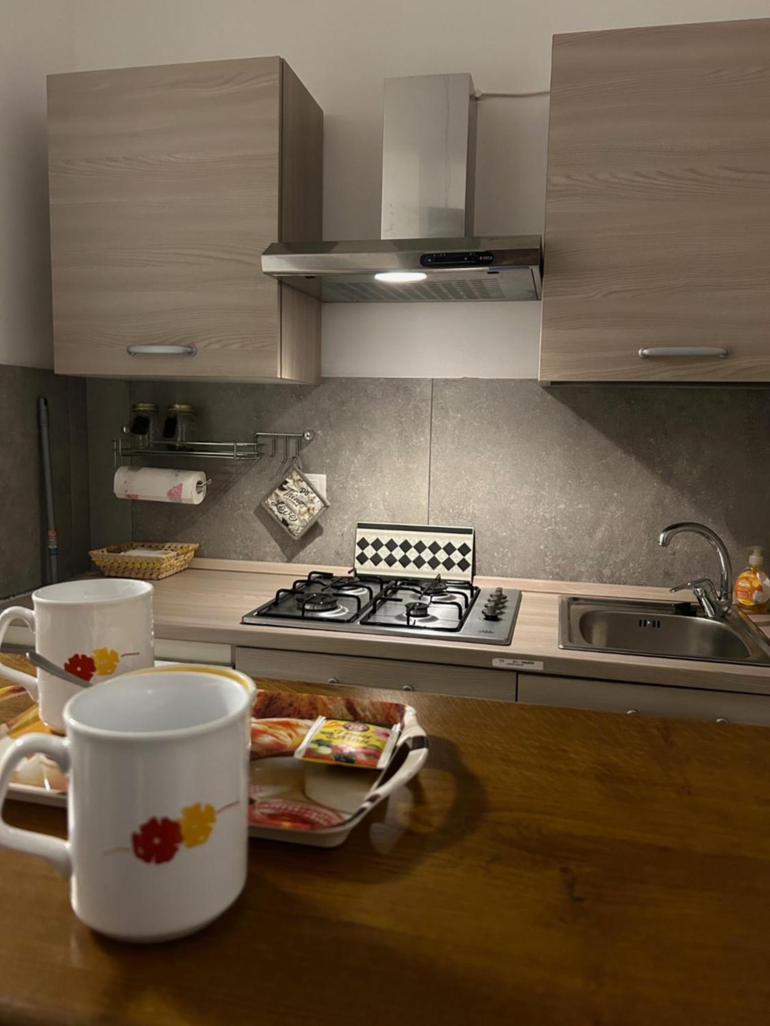 L'Incanto Casa Vacanze Montegrosso dʼAsti Exteriör bild