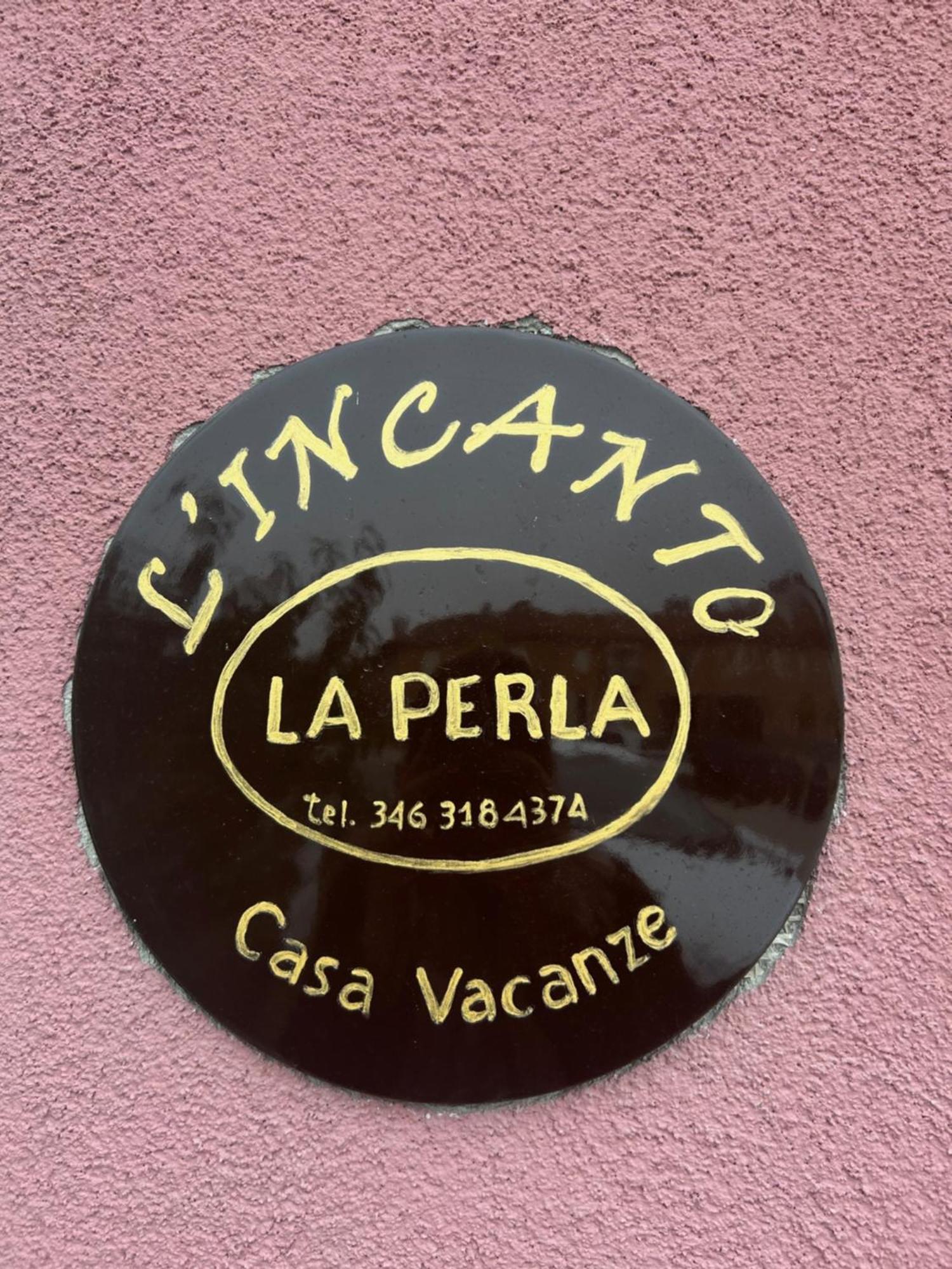 L'Incanto Casa Vacanze Montegrosso dʼAsti Rum bild